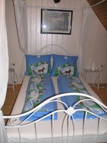 Schlafzimmer 2.JPG